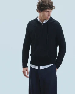 Basic Zipped Hoodie