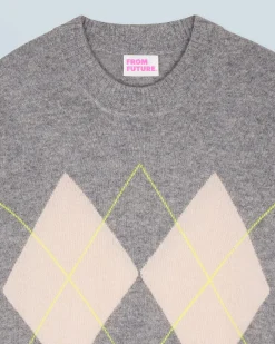 Crewneck Diamond Pattern Sweater