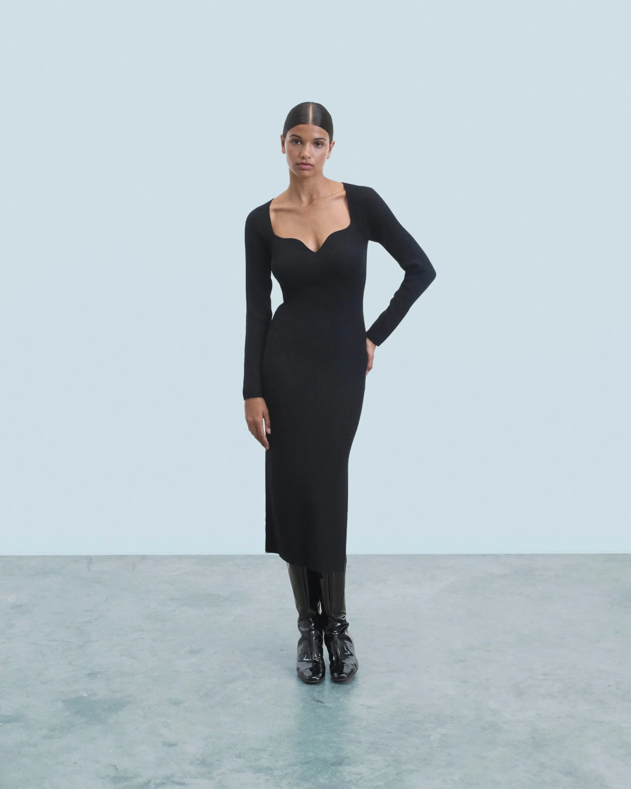 Long Sleeve Sweetheart Neckline Long Dress