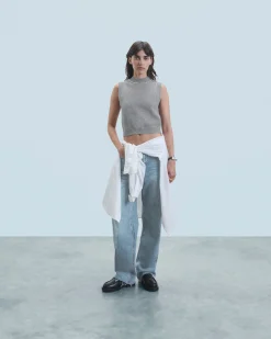 Sleeveless Sweater with Beads at the Neckline