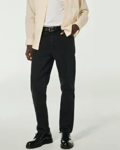 Tapered Jackson Jeans